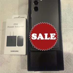 Samsung Black Adapter for Seamless Connectivity